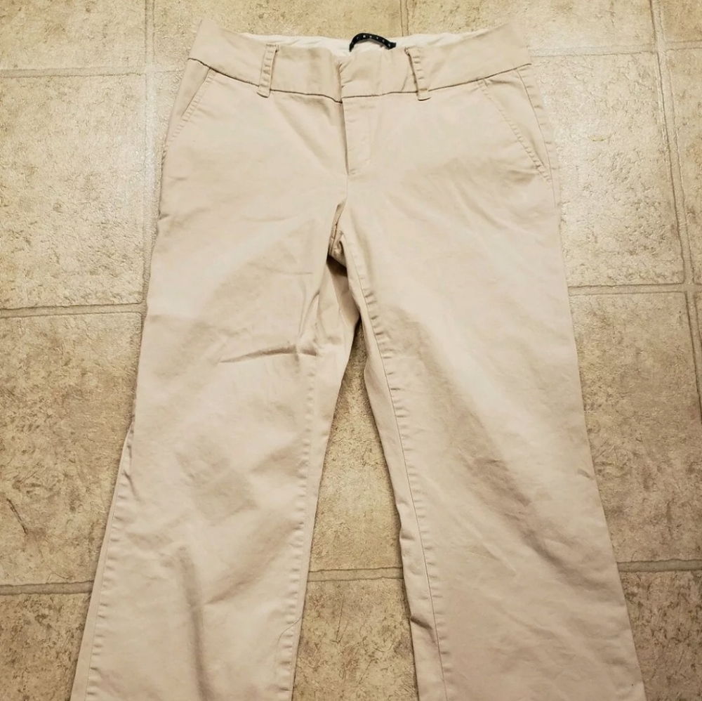 🎄Old Navy Pants- size 8